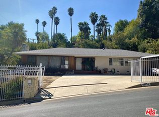 18114 Karen Dr, Tarzana, CA 91356