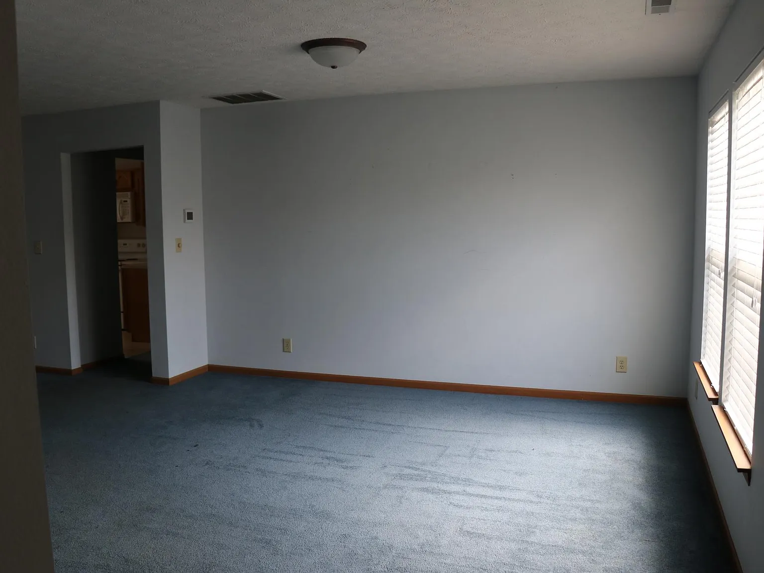 3 bed, 1816 sqft, $1,800 — Photo 4