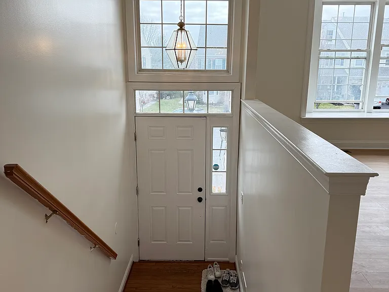 2745 Whittleby Ct — Photo 2