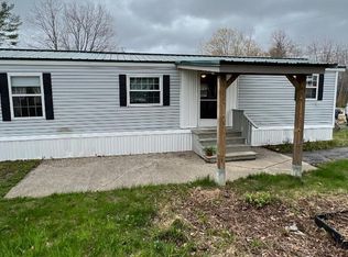 19 Pine Ridge Rd, Windsor, ME 04363