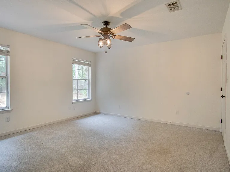 8262 Pamplona St — Photo 18