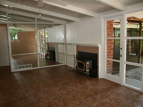 3rd image of 6216 N Alturas Ave