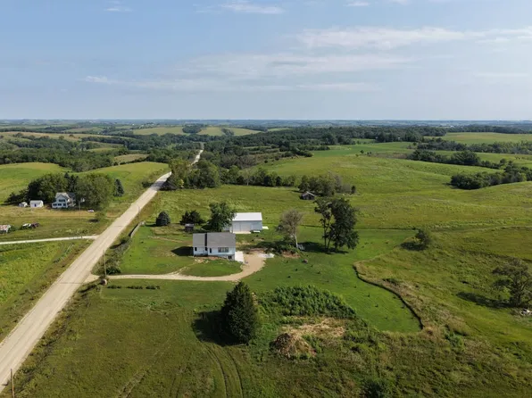 2978 Ranch Trl, Menlo, IA 50164