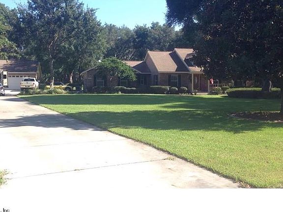 2nd image of 1215 Linmar Ave