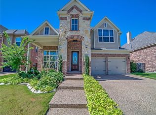 820 Auburn Ct, Aubrey, TX 76227
