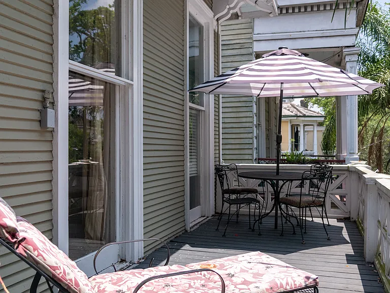 2405 Saint Charles Ave #605 — Photo 5