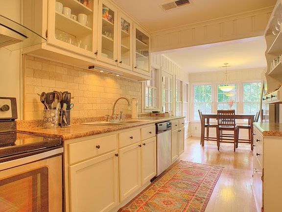 5th image of 3703 Northwood Dr