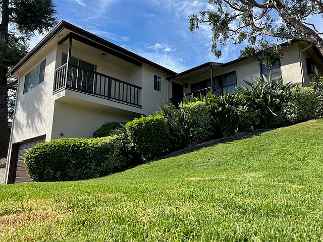 2nd image of 3031 Highridge Rd