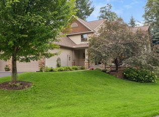 612 Park View Ct N, Hudson, WI 54016