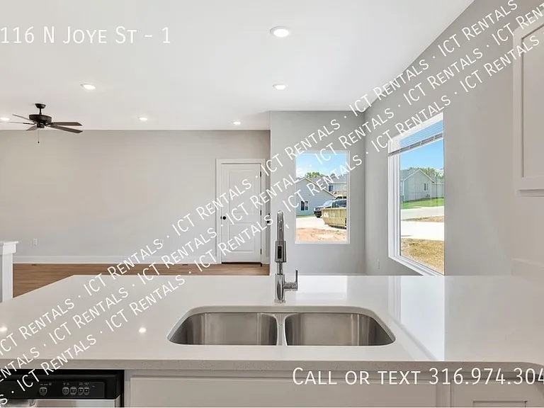 1116 N Joye St #1 — Photo 8