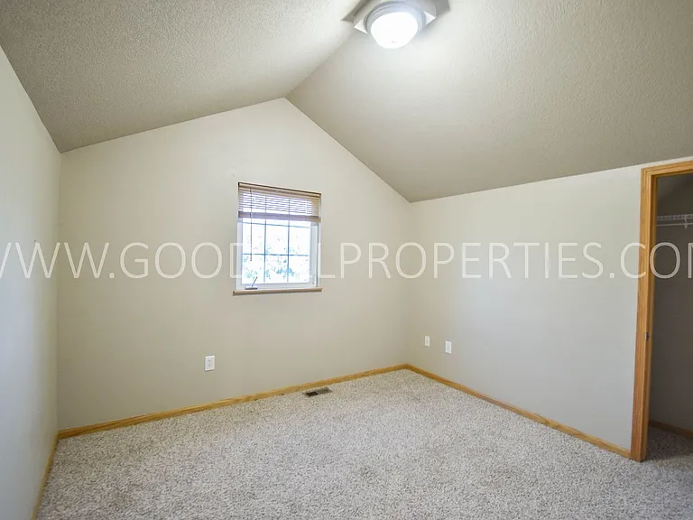 4307 154th St — Photo 19