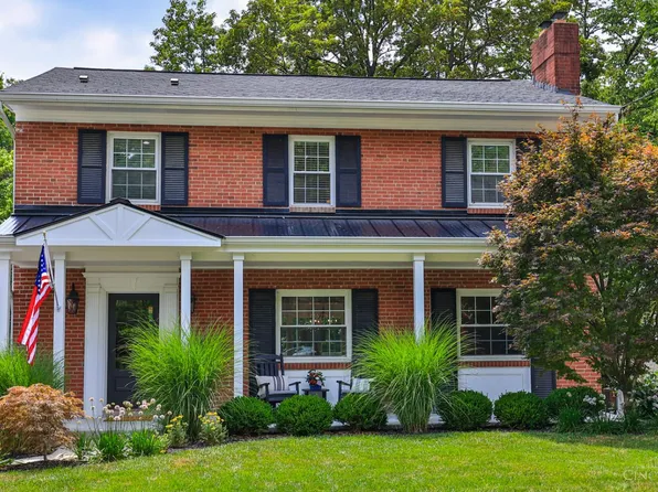 1127 Beverly Hill Dr, Cincinnati, OH 45208