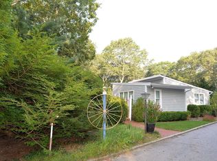 11 West Dr, East Hampton, NY 11937