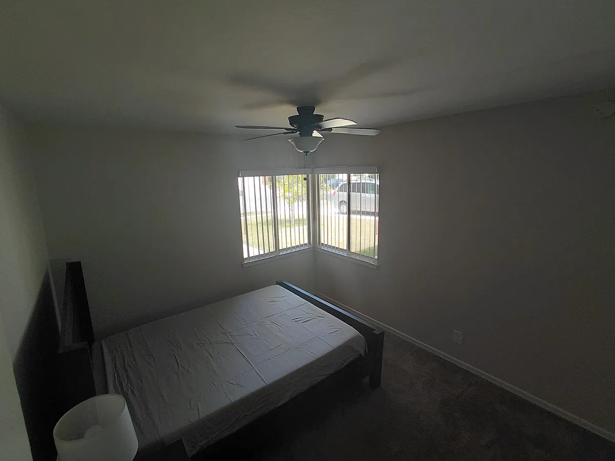Building Photo - 575 Pierpont Dr