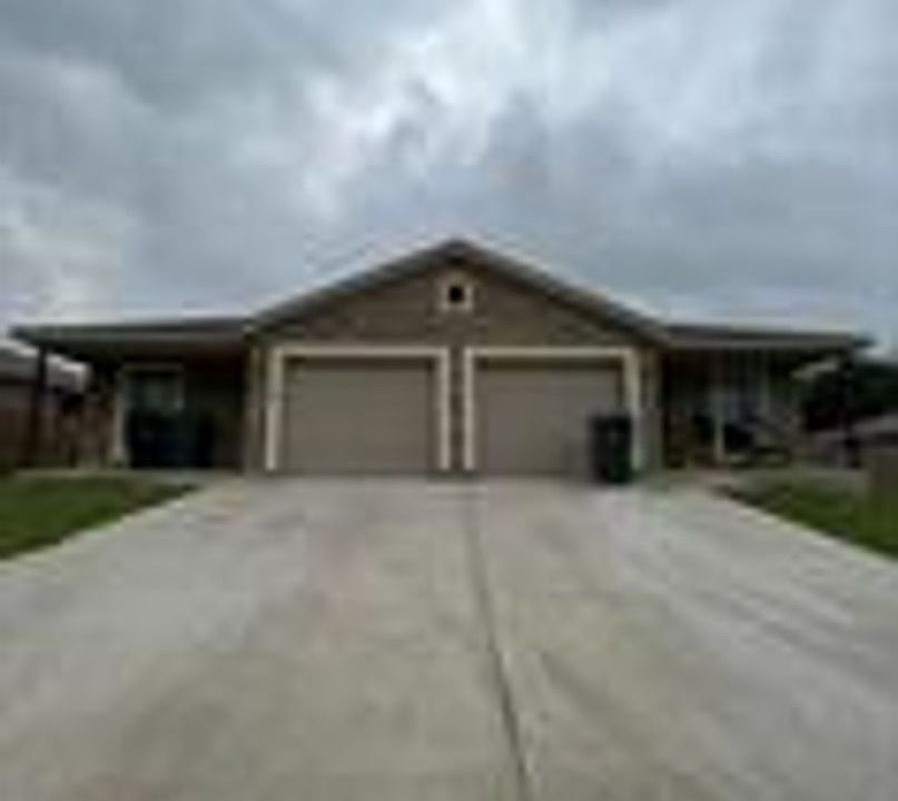 1st image of 403 Olaf Dr #A