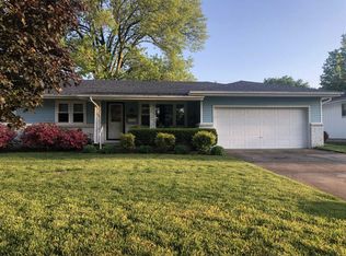 1248 E Gretna St, Springfield, MO 65804