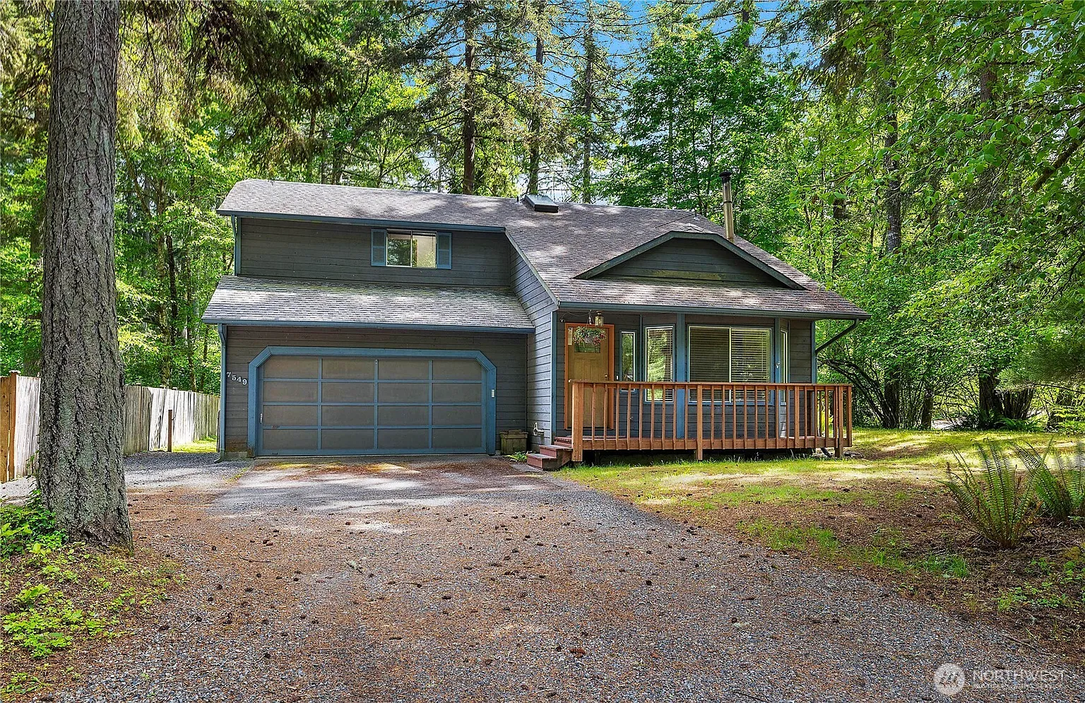7549 Siskin Drive SE photo 1