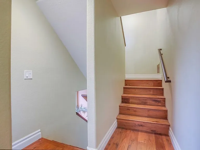1551 Fortuna Ave — Photo 14