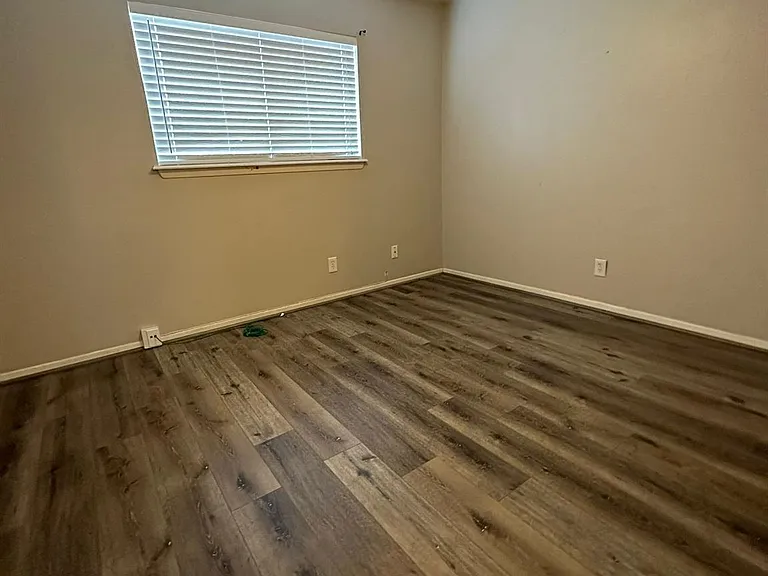 7305 S Gessner Dr — Photo 18