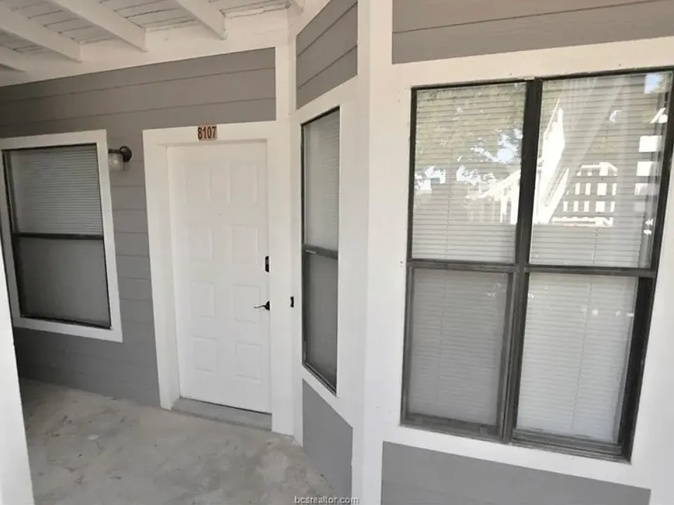 4441 Old College Rd #8100