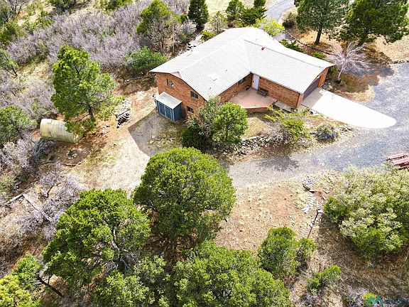 2nd image of 15 Southfork Rd