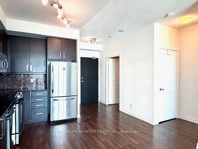 17 Anndale Dr #Penthouse 201 — Photo 15
