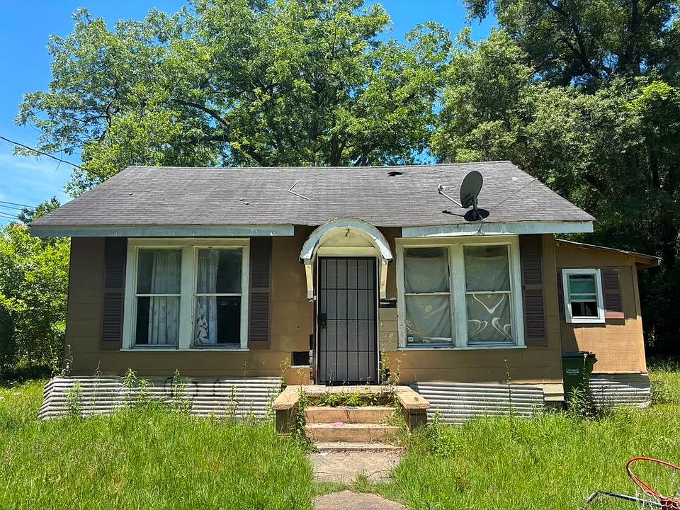1st image of 815 Fletcher Ave