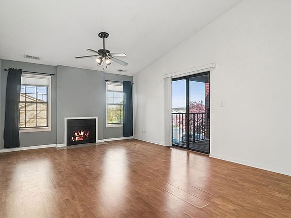 3rd image of 2060 N Rand Rd APT 204