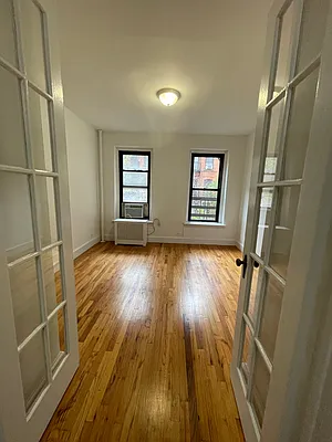 Rented by Voro NYC | media 11