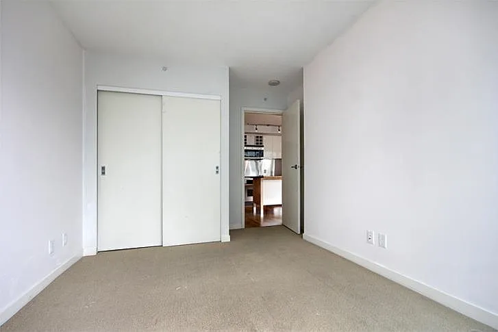233 Robson St #2710 — Photo 16
