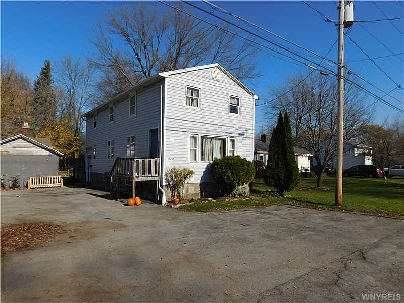 2nd image of 520 Mohawk St