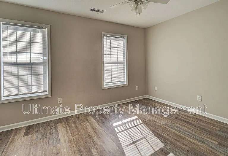 741 Sunseeker Dr — Photo 15