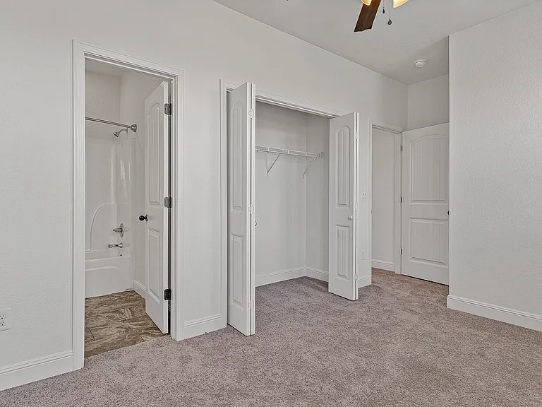 Bedroom 1| 2 Bed 2.5 Bath | The Cabernet
