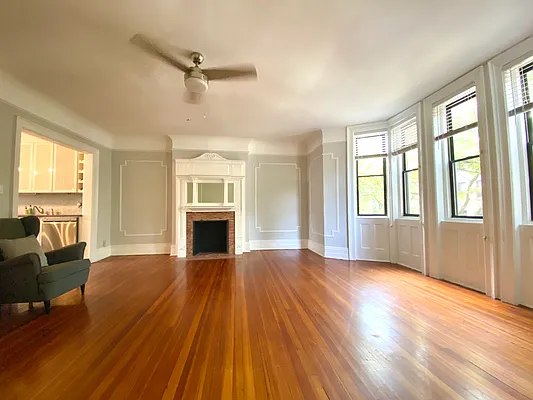 Rented by Compass | media 23