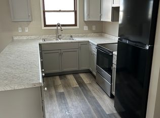 170 Birch Ct APT 2, Manteno, IL 60950