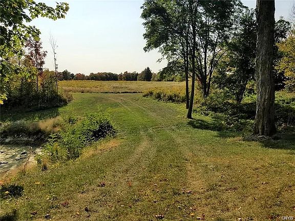 5th image of 4089 Skyline Dr