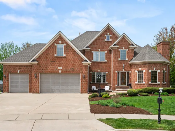 1047 Wellington Ct, Sycamore, IL 60178