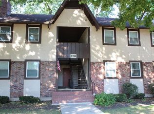 6216 Robinson St APT 3, Overland Park, KS 66202