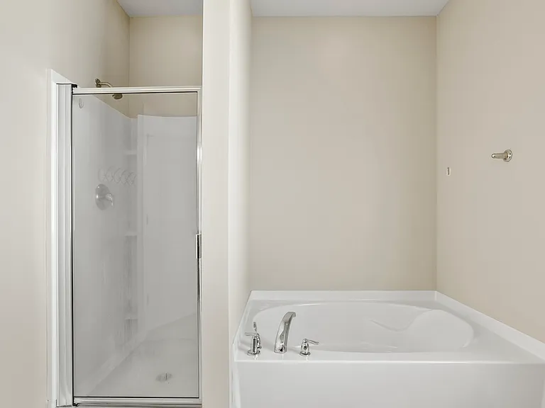 5 Cross Gate Ct — Photo 22
