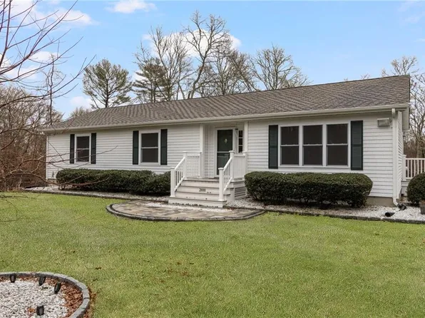 2800 B South County Trl, West Kingston, RI 02892