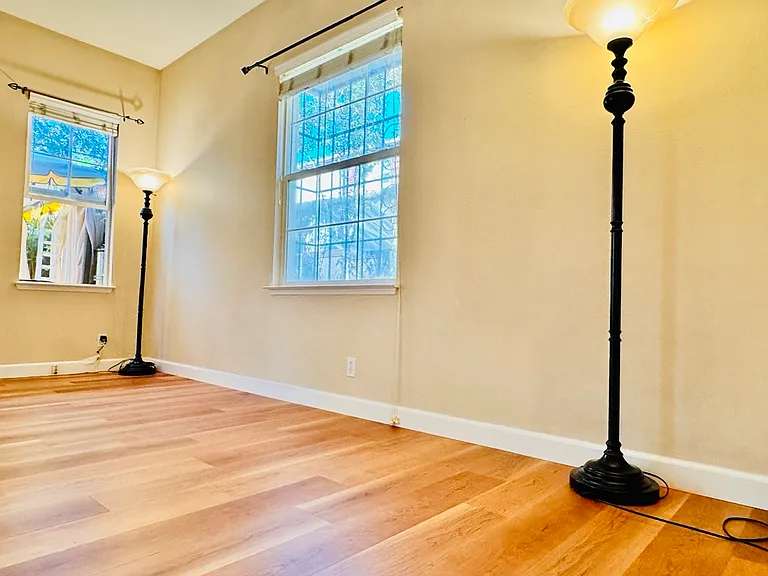 2652 Basswood Dr — Photo 4