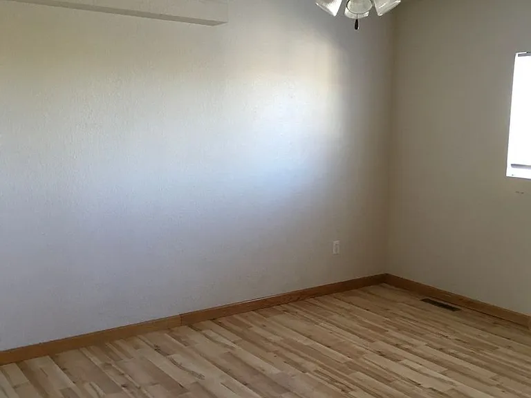 3103 Summit Ct — Photo 6