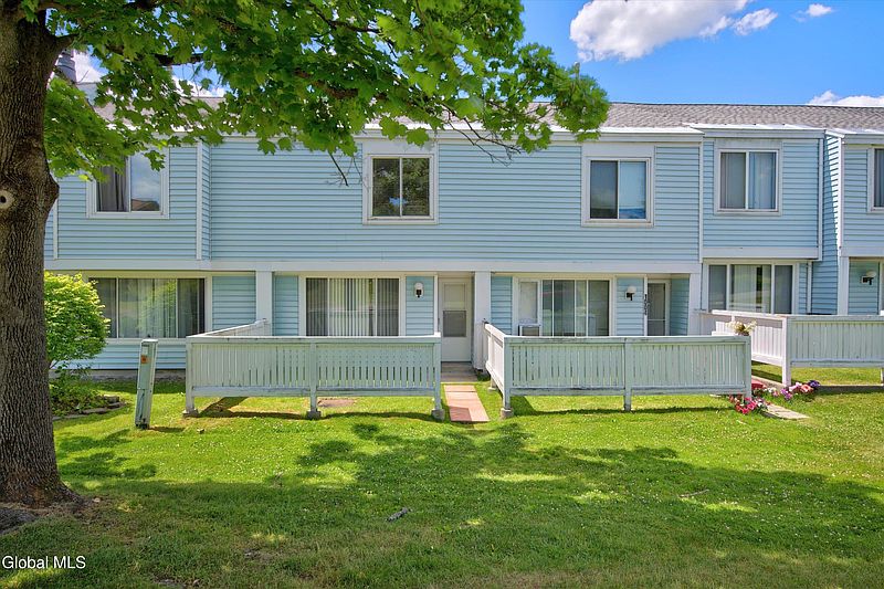 3rd image of 1005 Rockport Court