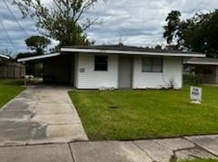 1217 Sage Dr, Lake Charles, LA 70607