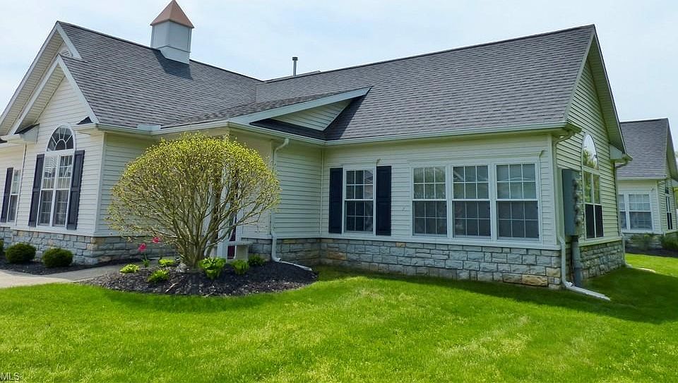 1st image of 3235 Elizabeth Dr Unit 4