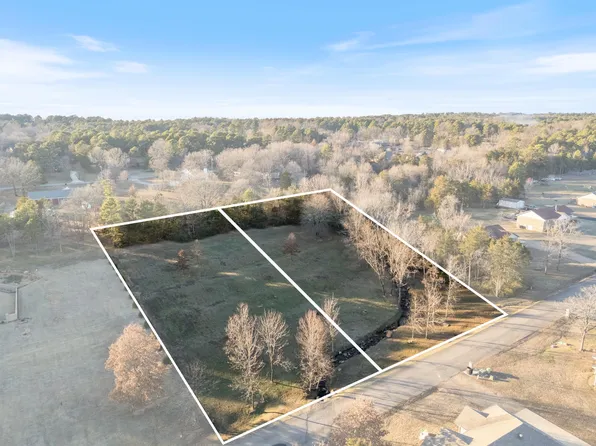 772 & 798 Stonegate Dr, Russellville, AR 72802