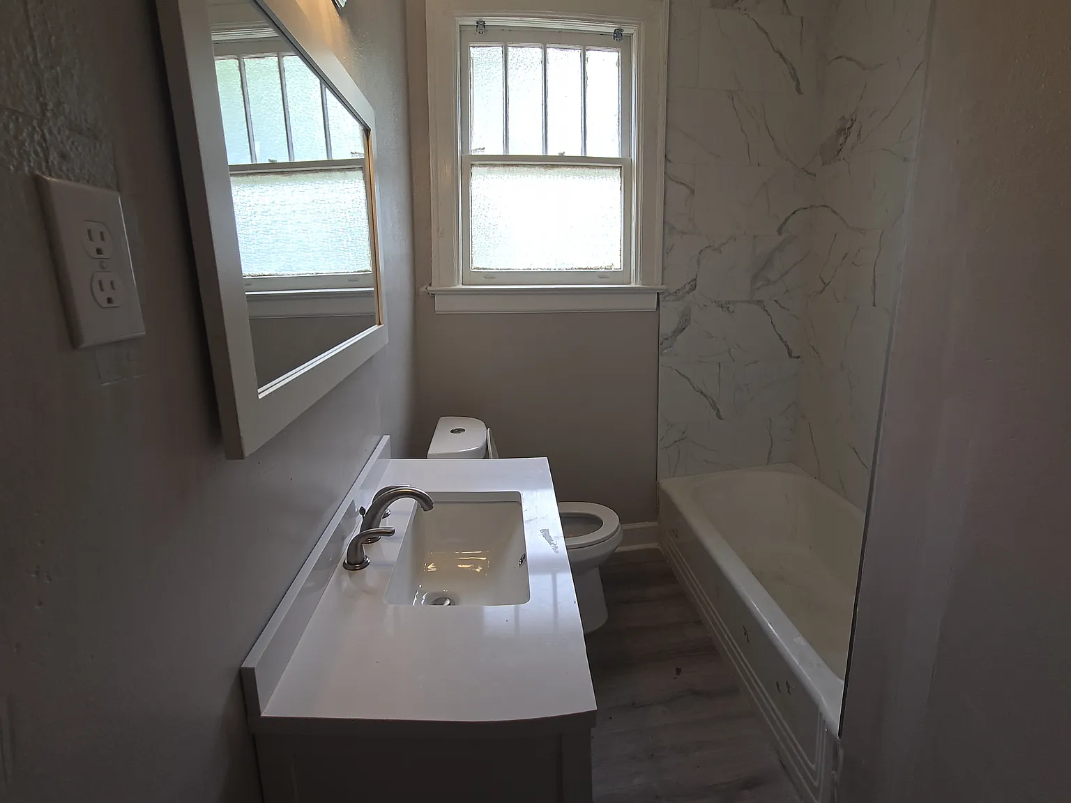 1215 E Anderson St — Photo 3