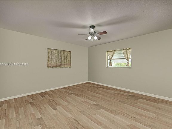 5th image of 5815 NW 70th Ave