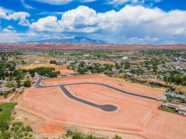 Claude Dr, Santa Clara, UT 84765