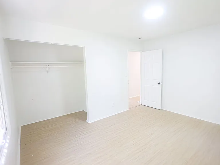 16805 Fairfax Ave — Photo 12